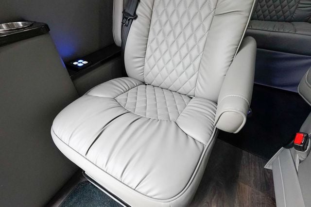 2018 Mercedes-Benz Sprinter Passenger Van 2500 Standard Roof V6 144" RWD - 23000361 - 90