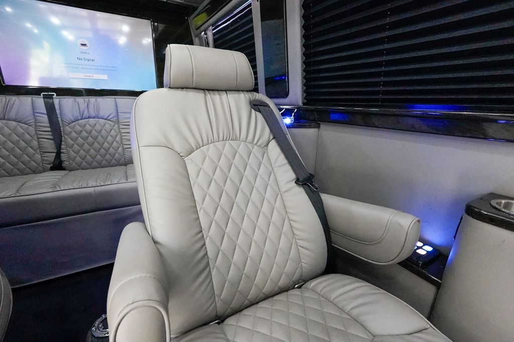 2018 Mercedes-Benz Sprinter Passenger Van 2500 Standard Roof V6 144" RWD - 23000361 - 93