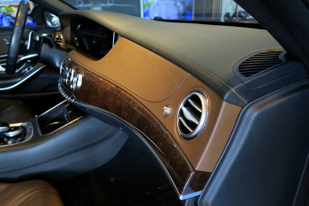 2018 Mercedes Benz S AMG 63 4MATIC photo 30