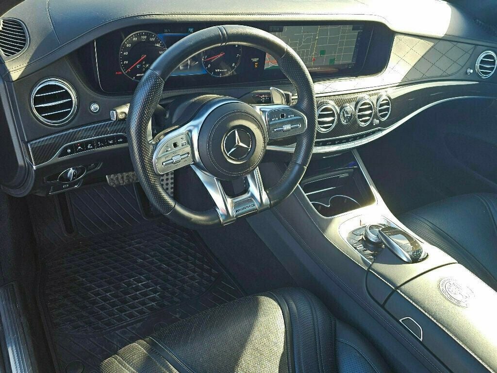 2018 Mercedes-Benz S-Class AMG S 63 4MATIC Sedan - 22974388 - 9