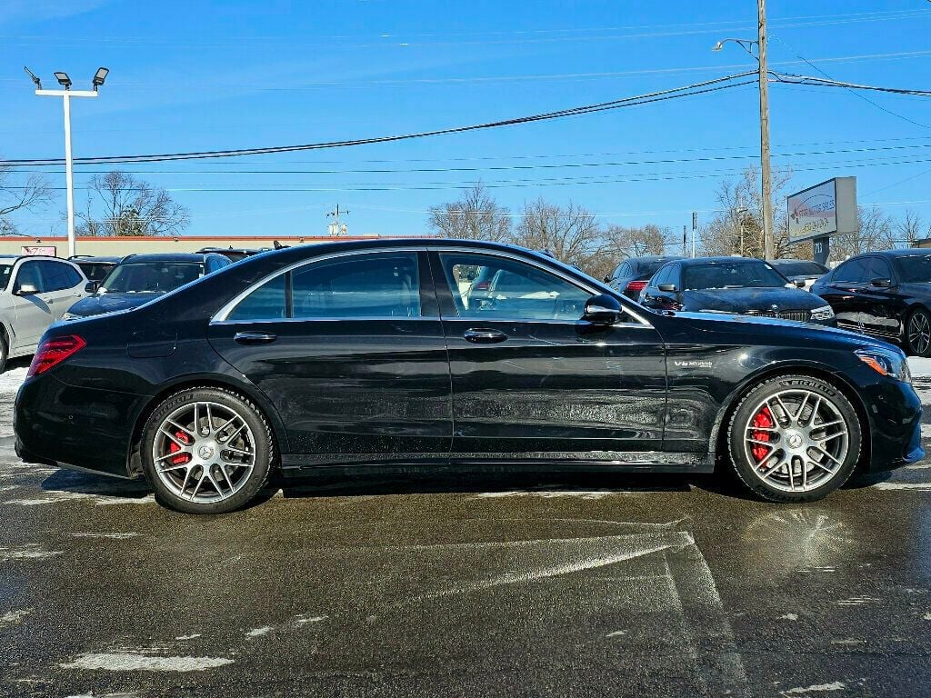 2018 Mercedes-Benz S-Class AMG S 63 4MATIC Sedan - 22974388 - 17