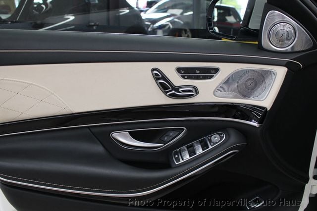 2018 Mercedes-Benz S-Class Maybach S 560 4MATIC Sedan - 23037540 - 8