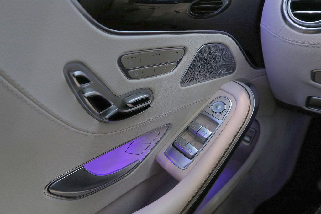 2018 Mercedes-Benz S-Class S 560 4MATIC Coupe - 22961540 - 28