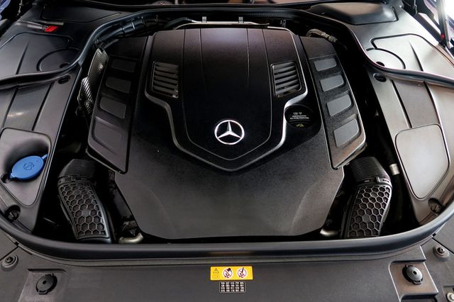 2018 Mercedes-Benz S-Class S 560 4MATIC Coupe - 22961540 - 41