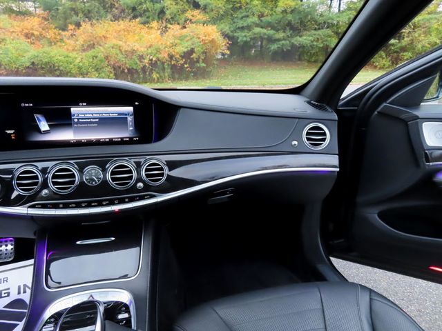 2018 Mercedes-Benz S-Class S 560 4MATIC Sedan - 22941042 - 35