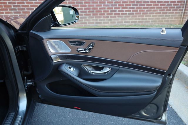 2018 Mercedes-Benz S-Class S 560 4MATIC Sedan - 22939527 - 31