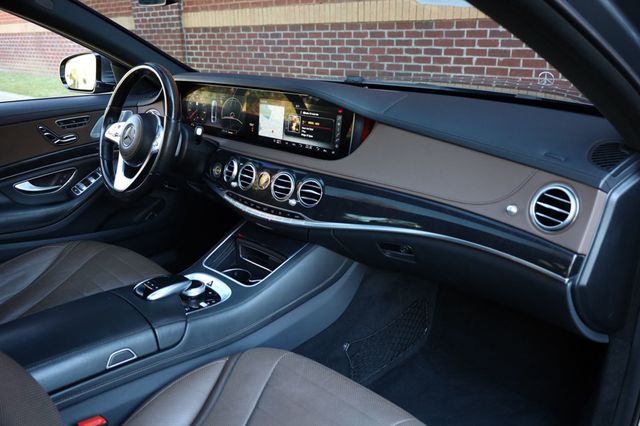 2018 Mercedes-Benz S-Class S 560 4MATIC Sedan - 22939527 - 32