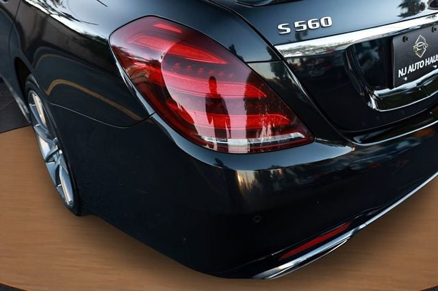 2018 Mercedes-Benz S-Class S 560 4MATIC Sedan - 23078956 - 11