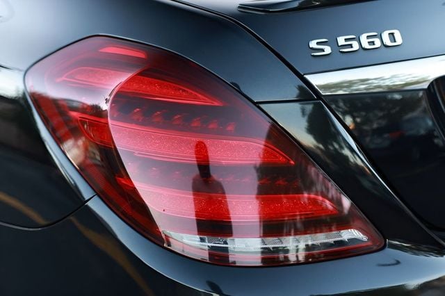 2018 Mercedes-Benz S-Class S 560 4MATIC Sedan - 23078956 - 12