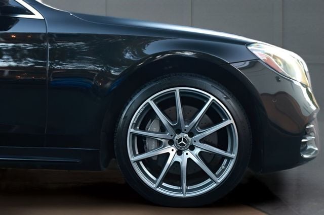 2018 Mercedes-Benz S-Class S 560 4MATIC Sedan - 23078956 - 19