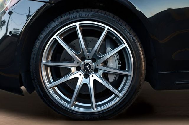 2018 Mercedes-Benz S-Class S 560 4MATIC Sedan - 23078956 - 6