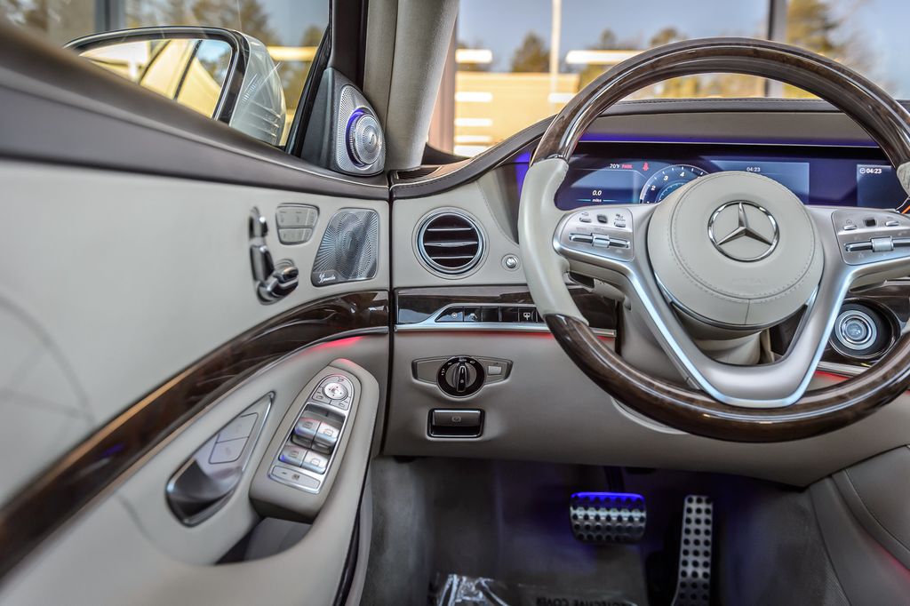 2018 Mercedes-Benz S-Class S560 SPORT APPEARANCE PKG - NAV - PANO ROOF- BACKUP CAM -MUSTSEE - 22968999 - 26