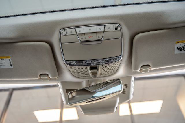 2018 Mercedes-Benz S-Class S560 SPORT APPEARANCE PKG - NAV - PANO ROOF- BACKUP CAM -MUSTSEE - 22968999 - 35