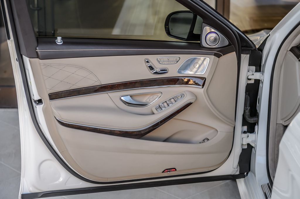 2018 Mercedes-Benz S-Class S560 SPORT APPEARANCE PKG - NAV - PANO ROOF- BACKUP CAM -MUSTSEE - 22968999 - 45