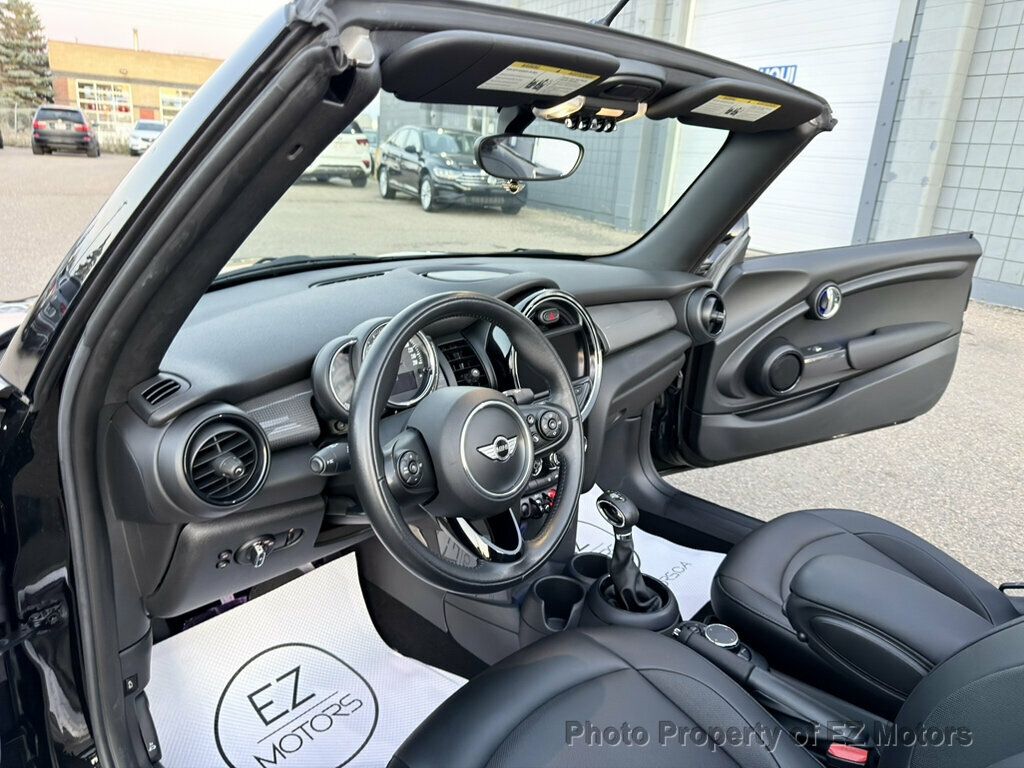 2018 MINI Cooper Convertible LOWEST KMS! 15709 KMS!!  - 23083057 - 16