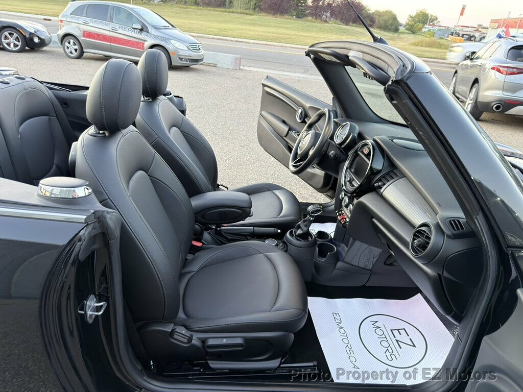 2018 MINI Cooper Convertible LOWEST KMS! 15709 KMS!!  - 23083057 - 21