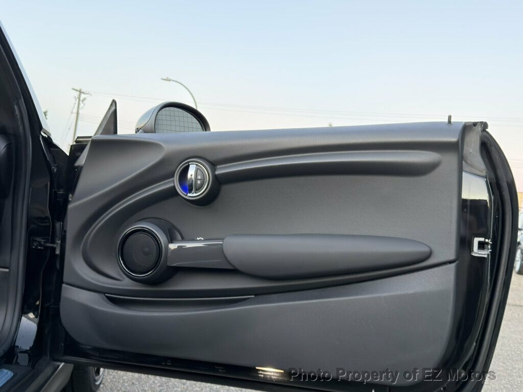 2018 MINI Cooper Convertible LOWEST KMS! 15709 KMS!!  - 23083057 - 23