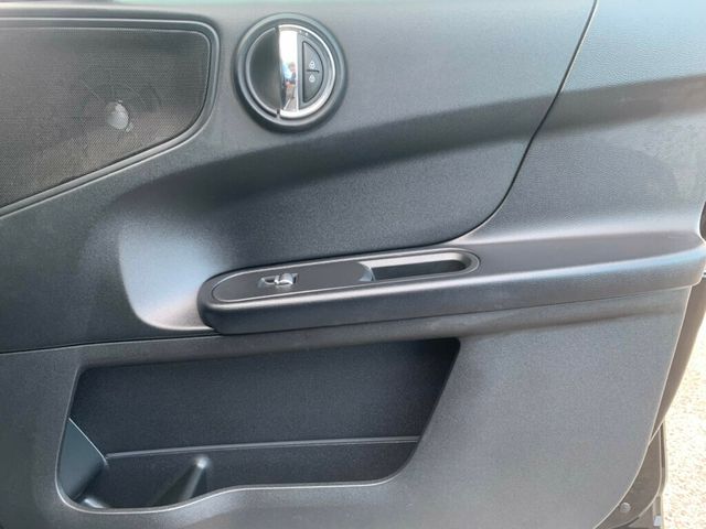 2018 MINI Cooper Countryman   - 22943392 - 25