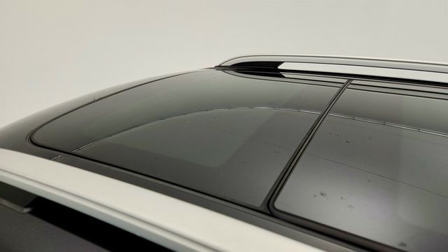 2018 MINI Cooper Countryman with Technology & Premium Packages - 22970638 - 9