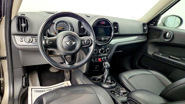 2018 MINI Cooper Countryman with Technology & Premium Packages - 22970638 - 11