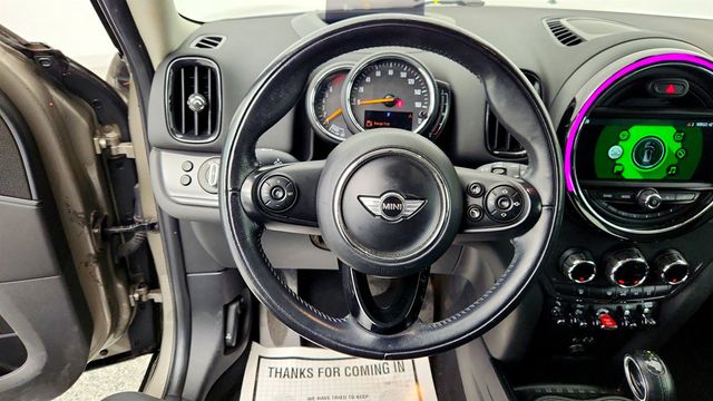 2018 MINI Cooper Countryman with Technology & Premium Packages - 22970638 - 12