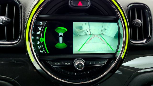 2018 MINI Cooper Countryman with Technology & Premium Packages - 22970638 - 17