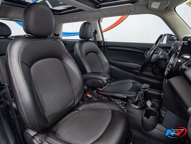 2018 MINI Cooper Hardtop 2 Door ICE BLUE EDITION, CLEAN CARFAX, PAN SUNROOF, NAVI, HEATED SEATS - 22960785 - 20