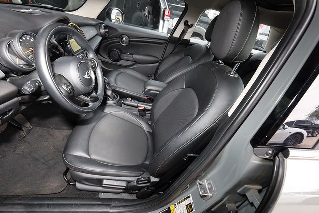 2018 MINI Cooper Hardtop 4 Door  - 22935654 - 10