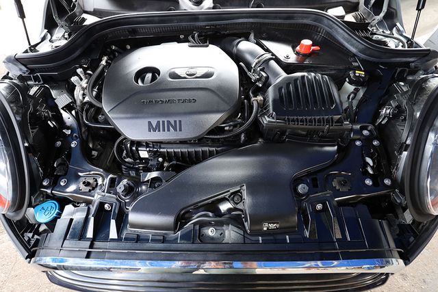 2018 MINI Cooper Hardtop 4 Door  - 22935654 - 30