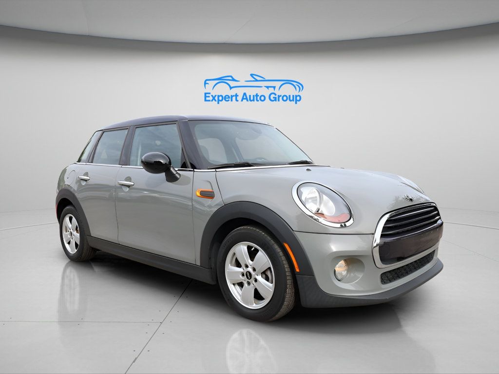 2018 Mini Cooper Hardtop 4 Door photo 4