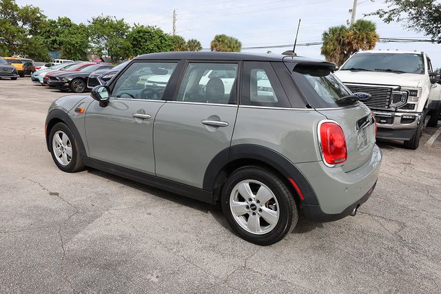 2018 MINI Cooper Hardtop 4 Door  - 22935654 - 5