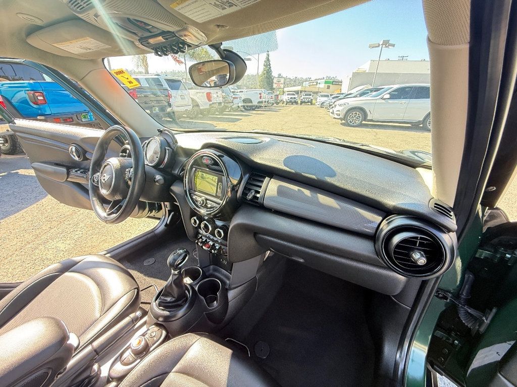 2018 MINI Cooper Hardtop 4 Door   - 22938084 - 15