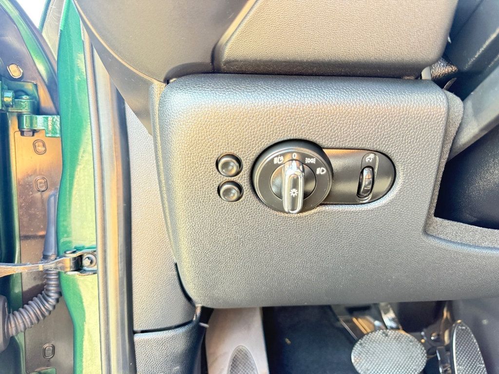 2018 MINI Cooper Hardtop 4 Door   - 22938084 - 20