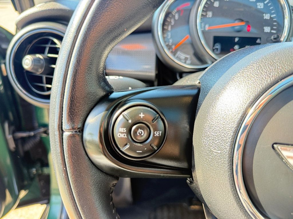 2018 MINI Cooper Hardtop 4 Door   - 22938084 - 22