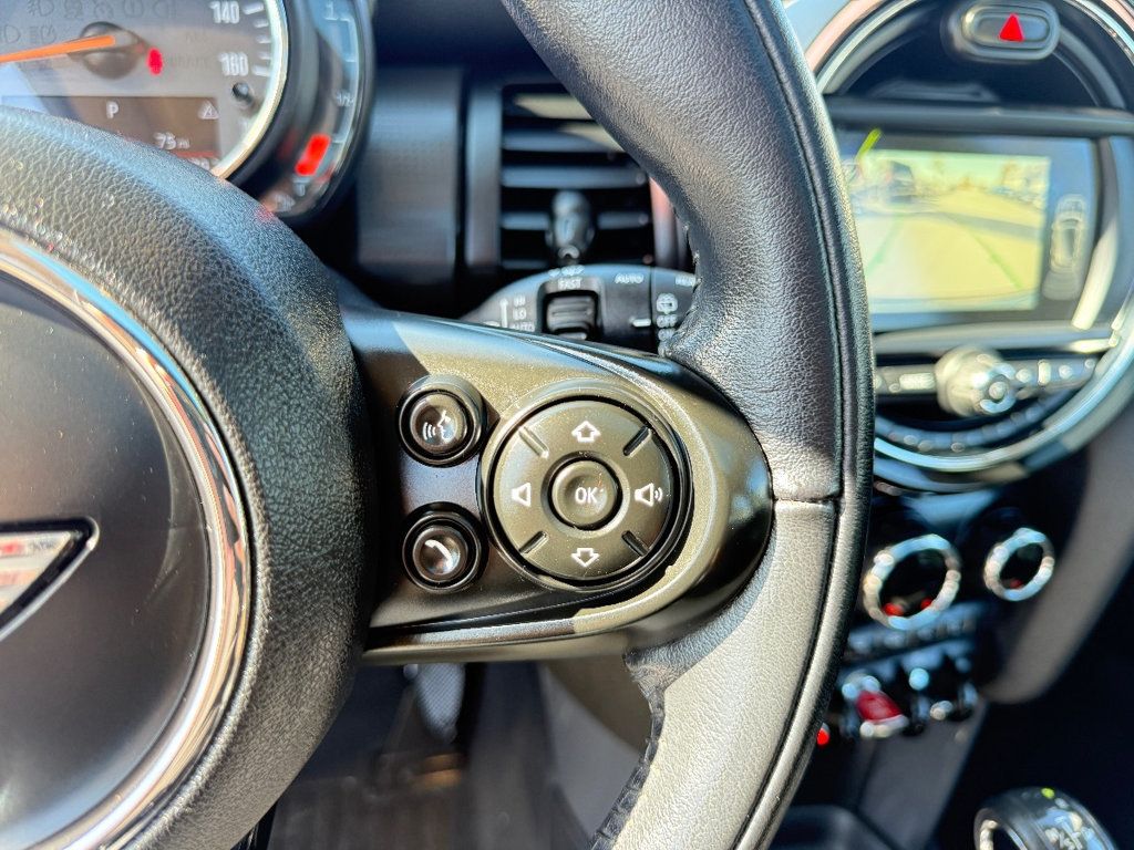 2018 MINI Cooper Hardtop 4 Door   - 22938084 - 23