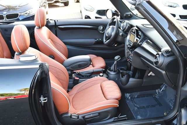 2018 MINI Cooper S Convertible W/Premium Package - 23003314 - 59