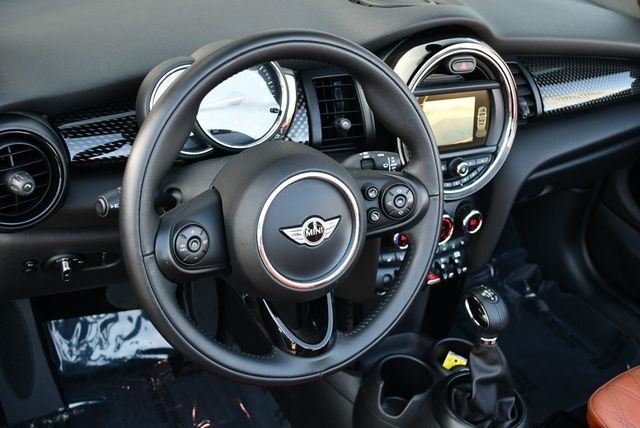 2018 MINI Cooper S Convertible W/Premium Package - 23003314 - 61