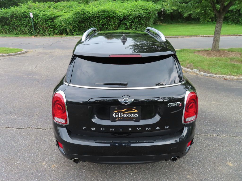 2018 Mini Cooper S ALL4 photo 12