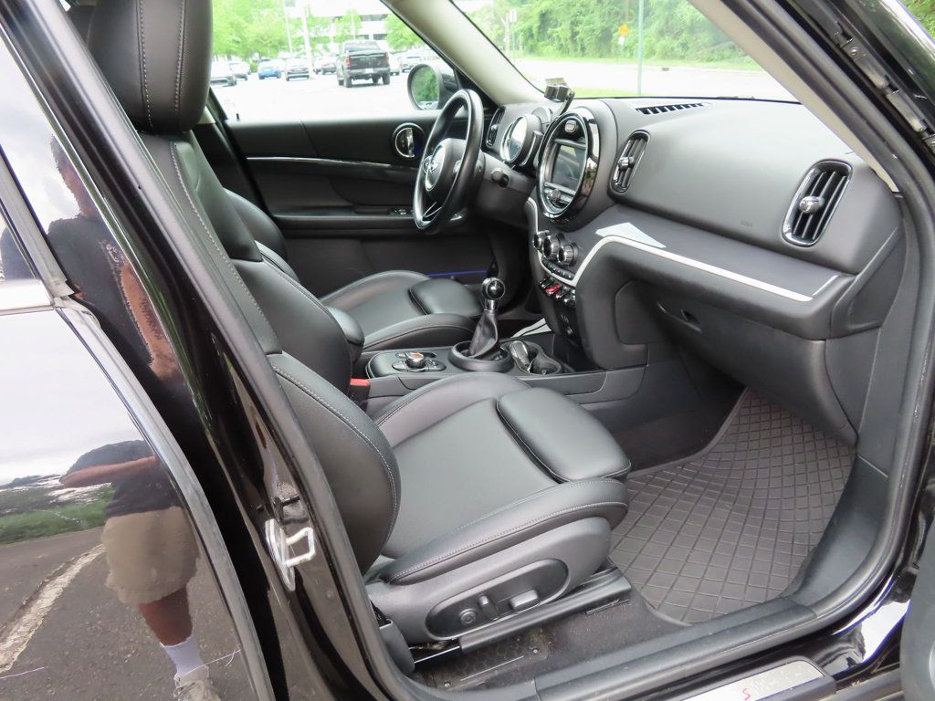 2018 Mini Cooper S ALL4 photo 23
