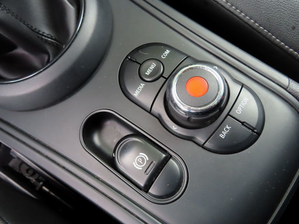 2018 Mini Cooper S ALL4 photo 34