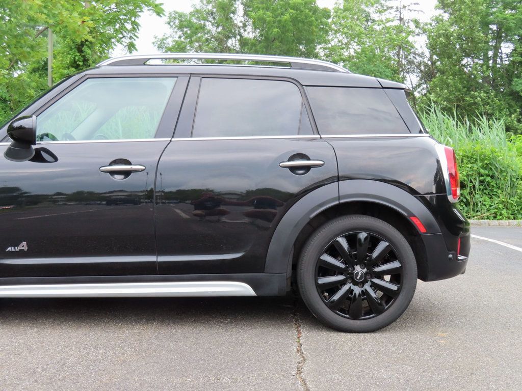 2018 Mini Cooper S ALL4 photo 9