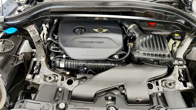 2018 MINI Cooper S Countryman ALL4 with Premium Package - 22958132 - 25