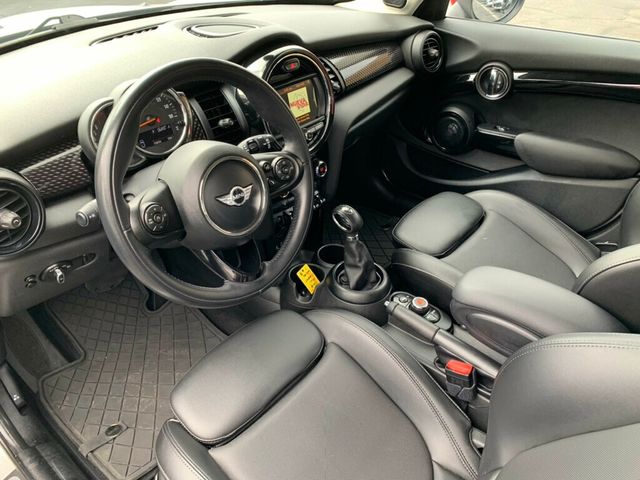 2018 MINI Cooper S Hardtop 4 Door 1-OWNER Hardtop 4D S Hatchback - 22948088 - 12