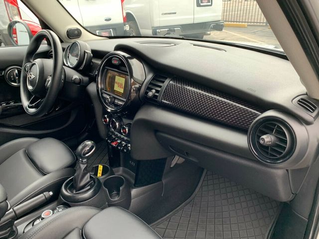 2018 MINI Cooper S Hardtop 4 Door 1-OWNER Hardtop 4D S Hatchback - 22948088 - 18