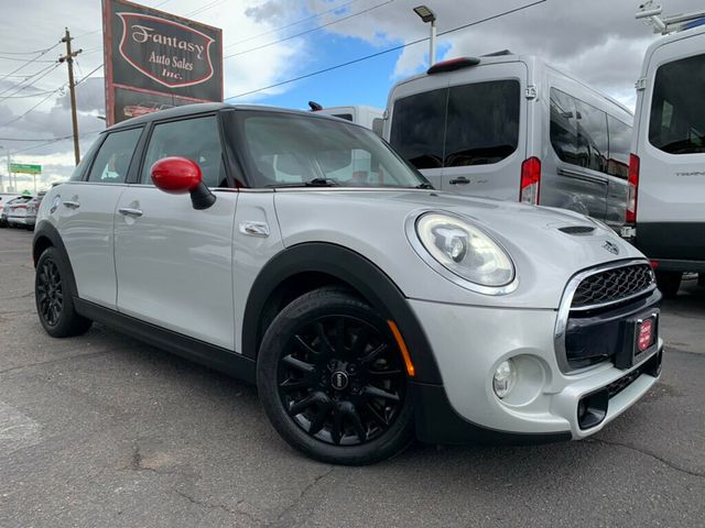 2018 MINI Cooper S Hardtop 4 Door 1-OWNER Hardtop 4D S Hatchback - 22948088 - 2