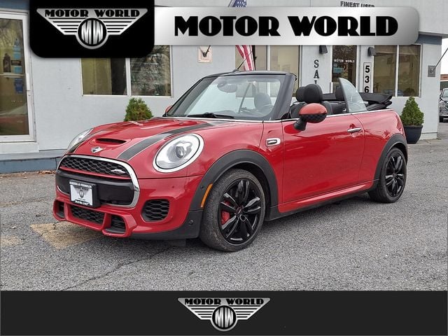 2018 MINI John Cooper Works Convertible - 22942639 - 0