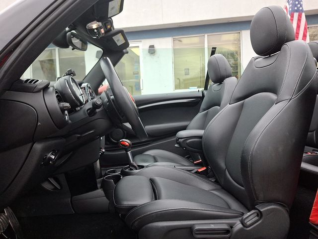 2018 MINI John Cooper Works Convertible - 22942639 - 12