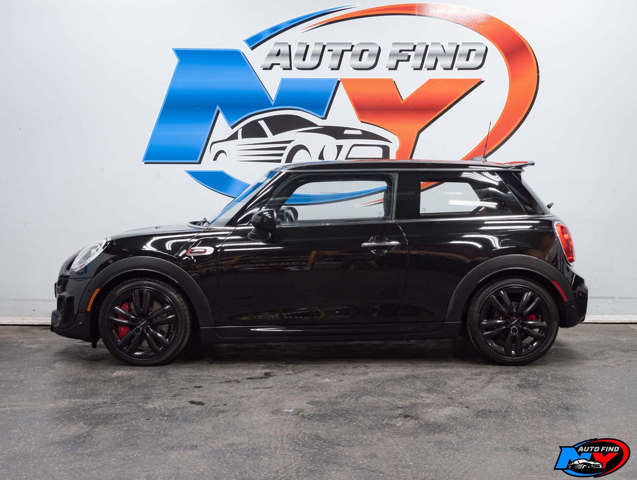 2018 Mini Cooper Hardtop John Cooper Works photo 2