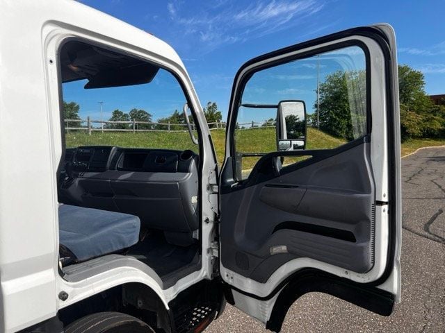 2018 Mitsubishi 16 FOOT BOX TRUCK CAB OVER DIESEL LOW MILES SEVERAL IN STOCK - 22434395 - 36