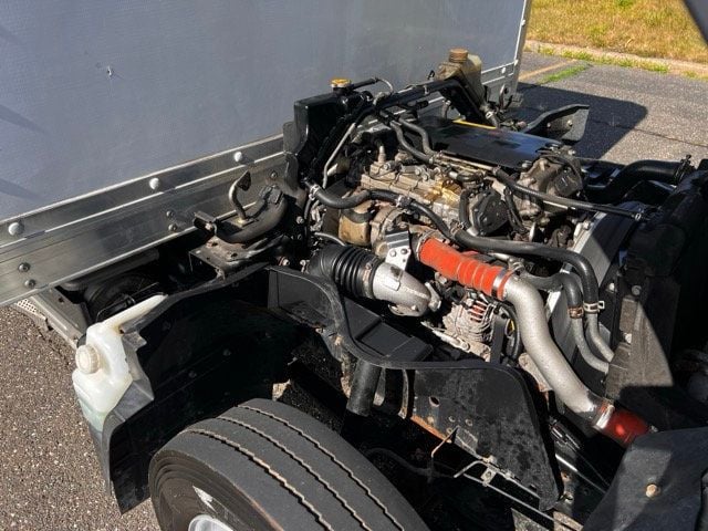 2018 Mitsubishi 16 FOOT BOX TRUCK CAB OVER DIESEL LOW MILES SEVERAL IN STOCK - 22434395 - 55